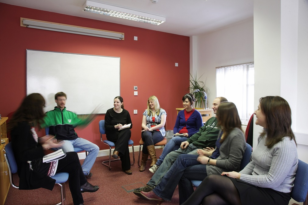 Comhordaitheoirí Acadúla na Mac Léinn Taighde Iarchéime